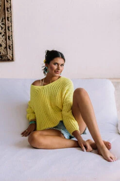 Eye Candy Tunic Sweater In Yellow -Chic Essence 1802063453000 2023021523124000 866989f2eye candy tunic sweater in yellow