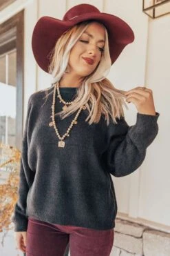 Better Than The Rest Shift Sweater In Black -Chic Essence 1909307821000 2020010311085500 a8c92153better than the rest shift sweater in black