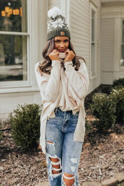 Time For Cozy Sweater In Cream -Chic Essence 1911188986000 2022092016453000 ca383335time for cozy sweater in cream