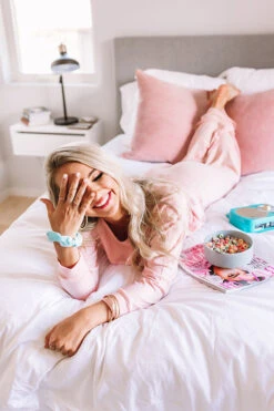 Sleep On It Pants In Pink -Chic Essence 2004295920000 2020050712335400 6fd47614sleep on it pants in pink