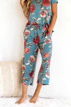 Chill Weekend Floral Pants