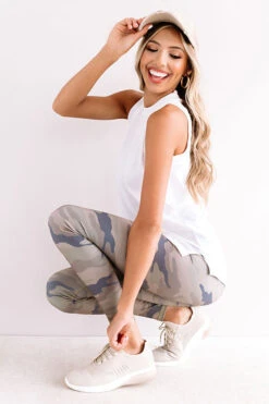 The Tuesday Sneaker In Birch -Chic Essence 2007062929000 2020080311413400 188f2311the tuesday sneaker in birch