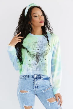 Dream On Dreamer Tie Dye Crop Sweatshirt In Blue -Chic Essence 2007239545000 2020081813105600 753123eadream on dreamer tie dye crop sweatshirt in blue