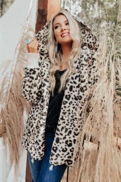 Vermont Trails Shift Top In Black 13 Vermont Trails Shift Top In Black -Chic Essence 2008107656000 2020101312534600 3d56b9eevermont trails shift top in black