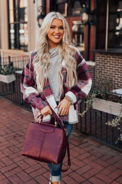 Redwoods Adventure Plaid Jacket In Wine -Chic Essence 2008177581000 2021120713070000 c96eb7e7redwoods adventure plaid jacket in wine