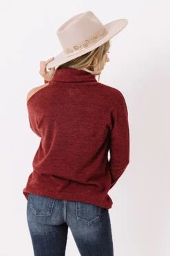 Make Up My Mind Shift Top In Wine -Chic Essence 2009292120000 2020110211463900 e34f71eamake up my mind shift top in wine