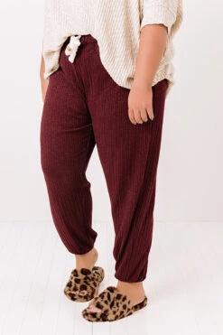 Cozy A La Mode Knit Joggers In Maroon Curves 8 Cozy A La Mode Knit Joggers In Maroon Curves -Chic Essence 2010108436000 2020111212435500 71f11b01cozy a la mode knit joggers in maroon
