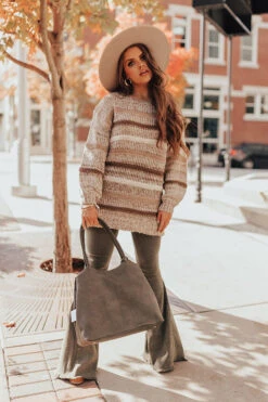 Central Park Cuddles Knit Sweater 12 Central Park Cuddles Knit Sweater -Chic Essence 2010163058000 2020110217214900 6a9c18d4newproduct