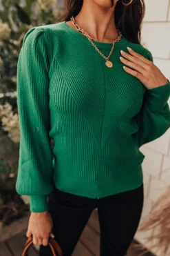 European Holiday Sweater Top In Emerald -Chic Essence 2010209146000 2022101812521700 56f8b6f3european holiday sweater top in emerald