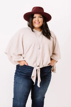 Dulce De Darling Tie Top Curves