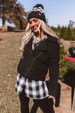 NYC Wardrobe Sherpa Jacket In Black -Chic Essence 2010287699000 2020111115225300 a7acf3e8nyc wardrobe sherpa jacket in black