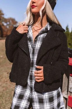 NYC Wardrobe Sherpa Jacket In Black -Chic Essence 2010287699000 2020111115225600 92e2a9d6nyc wardrobe sherpa jacket in black