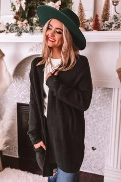 Cottage In The Country Cardigan In Forest -Chic Essence 2011029267000 2020112510554700 ea533a29cottage in the country cardigan in forest