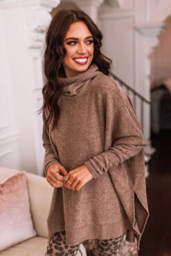 Senorita Snuggles Shift Sweater In Mocha -Chic Essence 2011115996000 2020113010405300 abf2626esenorita snuggles shift sweater in mocha