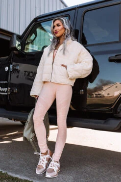 Blizzard On Broadway Jacket In Cream -Chic Essence 2011192541000 2020121412264800 5e34fffeblizzard on broadway jacket in cream