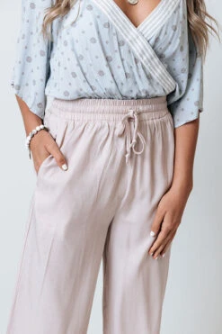 Joyful Evening High Waist Pants In Rose Quartz -Chic Essence 2104074052000 2021050309273700 a10551bejoyful evening high waist pants in rose quartz