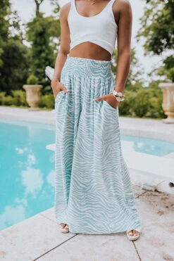 Non-Stop To Paradise Pants In Limpet Shell -Chic Essence 2105145272000 2021060813321800 4e9bb318non stop to paradise pants