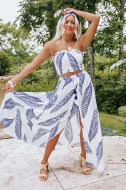 Maya Riviera Smocked Top 9 Maya Riviera Smocked Top -Chic Essence 2105267362000 2021060810153100 ed9e5874maya riviera smocked top