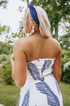 Maya Riviera Smocked Top 8 Maya Riviera Smocked Top -Chic Essence 2105267362000 2021060810153400 771ff312maya riviera smocked top