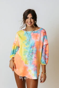South Beach Party Tie Dye Top -Chic Essence 2107063785000 2021071215421900 f81ef888south beach party tie dye top