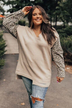 Chestnut Chill Sweater In Beige Curves 12 Chestnut Chill Sweater In Beige Curves -Chic Essence 2107064625000 2021081015302100 5b7983b9chestnut chill sweater in beige