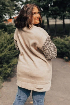 Chestnut Chill Sweater In Beige Curves 14 Chestnut Chill Sweater In Beige Curves -Chic Essence 2107064625000 2021081015302900 5a070a85chestnut chill sweater in beige