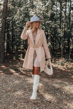 Maple Sugar Kisses Coat In Rose Quartz -Chic Essence 2108098824000 2021092215292200 e84d9de9maple sugar kisses coat in rose quartz