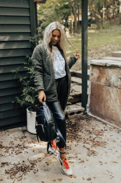 Fond Memories Sherpa Jacket In Olive -Chic Essence 2108207995000 2021083110395400 f032819dfond memories sherpa jacket in olive