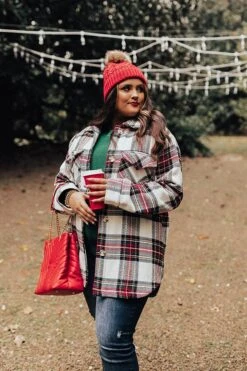 Winter Rush Plaid Jacket Curves -Chic Essence 2108246438000 2021110413102300 491061b0winter rush plaid jacket curves