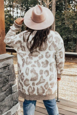 Northern Chill Leopard Cardigan In Ivory Curves -Chic Essence 2109022532000 2021092809513700 e4cc4963northern chill leopard cardigan in ivory curves