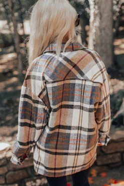 Ski Village Plaid Jacket 14 Ski Village Plaid Jacket -Chic Essence 2109031693000 2022090708480100 096fe1d3ski village plaid jacket