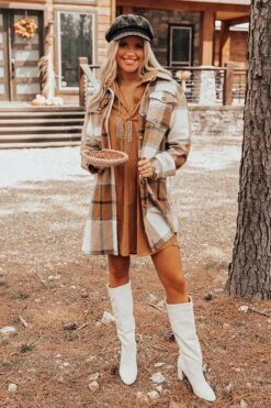 Better Than You Dreamed Plaid Jacket 19 Better Than You Dreamed Plaid Jacket -Chic Essence 2109033226000 2021100515544900 a32167b1bibi express sample 15