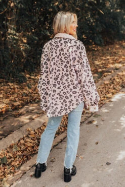 Good Outfit Day Corduroy Leopard Jacket In Blush -Chic Essence 2109037008000 2022102008145800 5932cd45good outfit day corduroy leopard jacket in blush