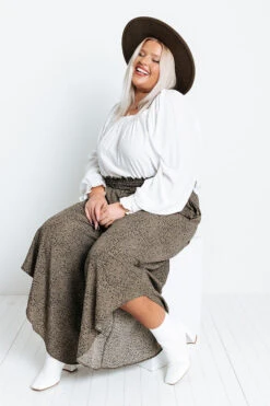 Good Dream Leopard Pants In Army Green Curves 11 Good Dream Leopard Pants In Army Green Curves -Chic Essence 2109223991000 2021102515203400 95c38de6good dream leopard pants in army green curves