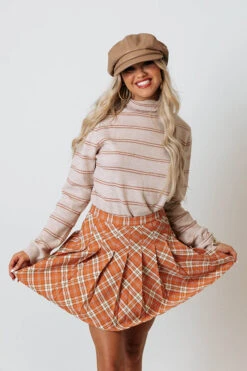 Candy Crushing Stripe Sweater -Chic Essence 2109249318000 2021101914314400 087a9e3ccandy crushing stripe sweater