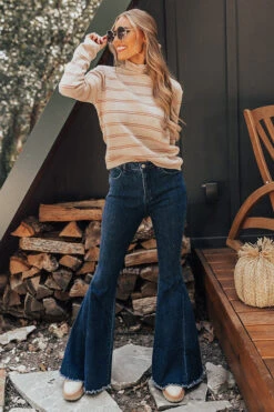 Candy Crushing Stripe Sweater -Chic Essence 2109249318000 2022100314580000 f9ab6ab1candy crushing stripe sweater