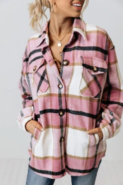 Chicago Kisses Plaid Jacket In Blush -Chic Essence 2109271031000 2021102114331900 4e271d20chicago kisses plaid jacket in blush