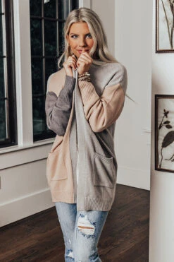 Release Your Worries Cardigan In Grey 10 Release Your Worries Cardigan In Grey -Chic Essence 2110052064000 2021101416480300 687acefenewproduct