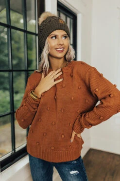 Undercover Sweetness Knit Sweater In Rust -Chic Essence 2110075790000 2021102611235800 0299b0daundercover sweetness knit sweater in rust
