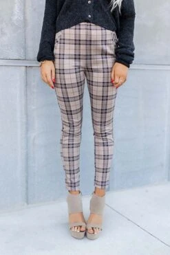 The Octavia High Waist Pants In Black 12 The Octavia High Waist Pants In Black -Chic Essence 2110187118000 2022110714100100 3c616022the octavia high waist pants in black