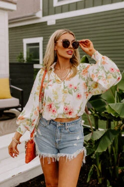 Mind On Mykonos Floral Top