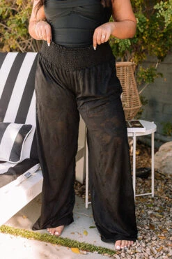 Boat Weekend High Waist Lace Pants In Black Curves -Chic Essence 2201317071000 2022021515284900 90397068meritt express sample 5 plus