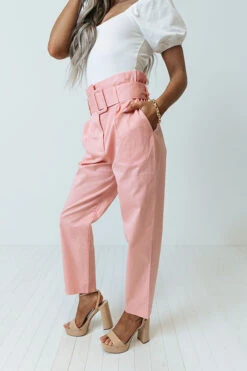 Truly Chic High Waist Trousers -Chic Essence 2202282192000 2022031510460000 6c1d3231ovi express sample 4