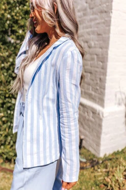 Hamptons Forever Stripe Blazer In Sky Blue 15 Hamptons Forever Stripe Blazer In Sky Blue -Chic Essence 2202287625000 2022030912001300 1b699591hamptons forever stripe blazer in sky blue