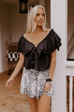 Double Date Babydoll Top In Black -Chic Essence 2203258023000 2022040610400000 18b1a9c9double date babydoll top in black