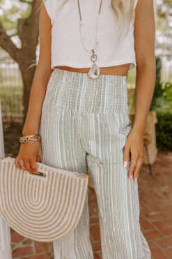 Beyond The Pier Stripe Pants 10 Beyond The Pier Stripe Pants -Chic Essence 2205093064000 2022051215540900 dd2f3fd1beyond the pier stripe pants