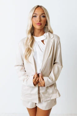 Winning Awards Blazer In Beige