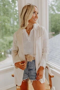 Round Trip Ticket Linen-Blend Blazer In Light Beige -Chic Essence 2205209159000 2022060215160700 6d433bb7round trip ticket linen blend blazer in light beige