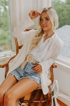 Round Trip Ticket Linen-Blend Blazer In Light Beige -Chic Essence 2205209159000 2022060215160700 e0dab809round trip ticket linen blend blazer in light beige