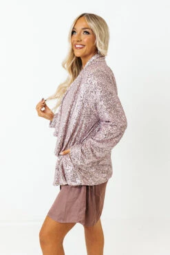 Splash Of Luxury Sequin Blazer In Blush -Chic Essence 2208262895000 2022100308021700 3d523054splash of luxury sequin blazer in blush